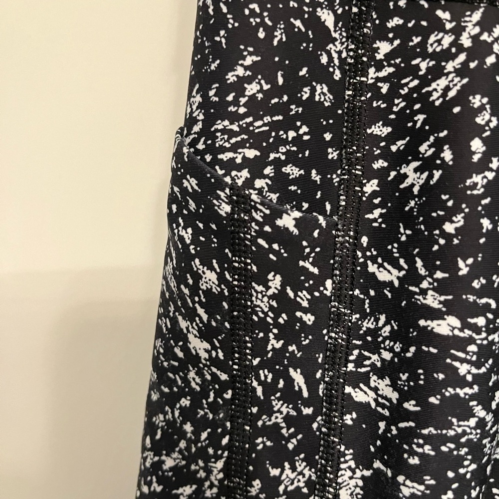 Athleta Ultimate Stash 7/8 Tight Black White Size XXS - Picture 4 of 9